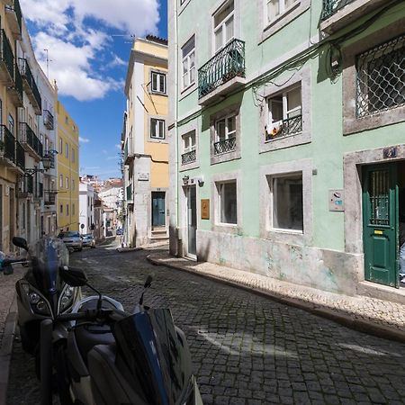 Charming Apartment Travessa Do Alcaide リスボン エクステリア 写真