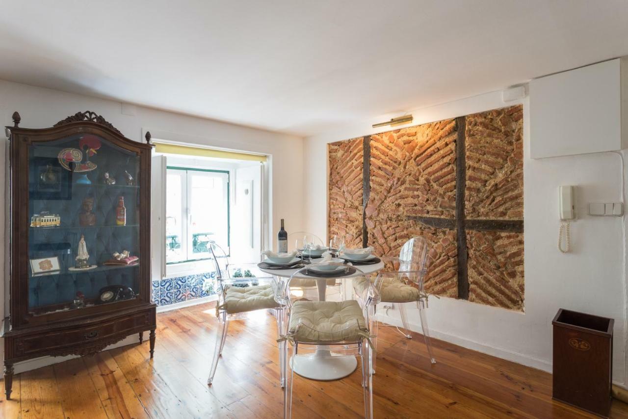 Charming Apartment Travessa Do Alcaide リスボン エクステリア 写真